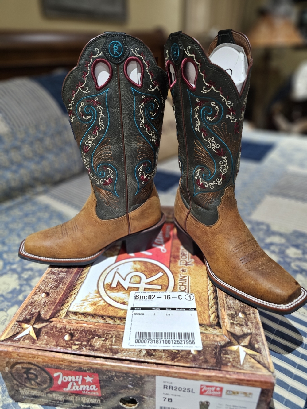 Tony Lama Women's 'Pecan Milled Buffalo' Western Boots - Picture 3 of 10